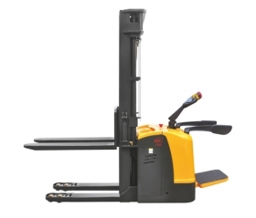 叉车侧翻要如何进行避免